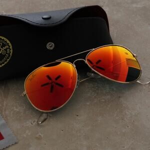 Ray-Ban Aviator Sunglasses with Orange-Red Mirror Lenses